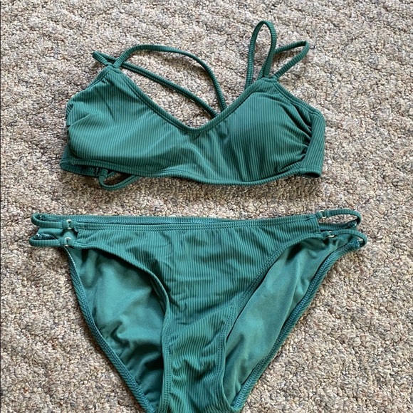 Target bathing suit - Picture 1 of 3